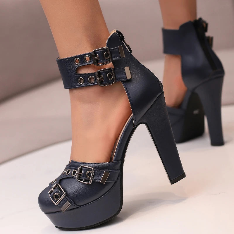 Crossdressing Platform Sandals